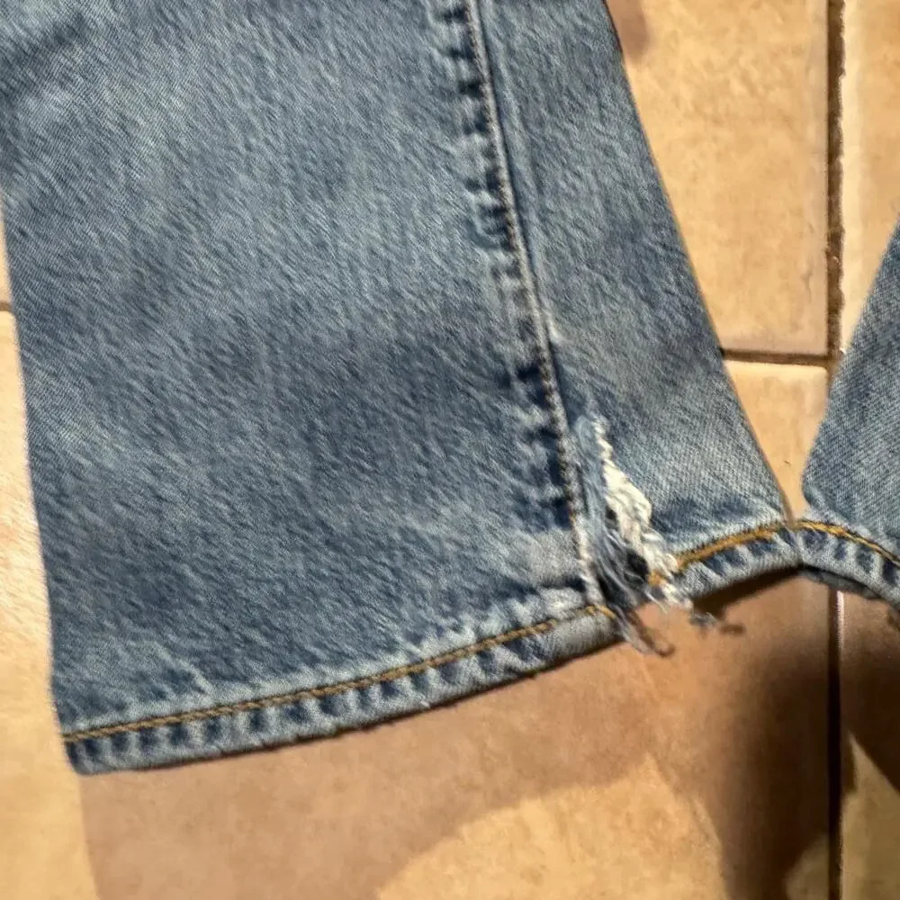 Vintage y2k levis 501 blue denim jeans size 28 in womens